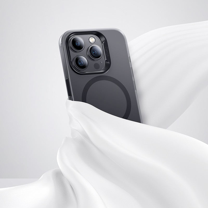 iPhone 16 Pro Max Kılıf M-safe Şarj Özellikli Yeni Seri Benks Lucid Armor Kılıf