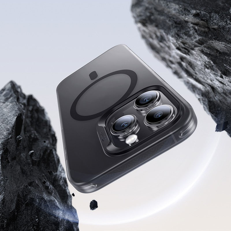 iPhone 16 Pro Max Kılıf M-safe Şarj Özellikli Yeni Seri Benks Lucid Armor Kılıf