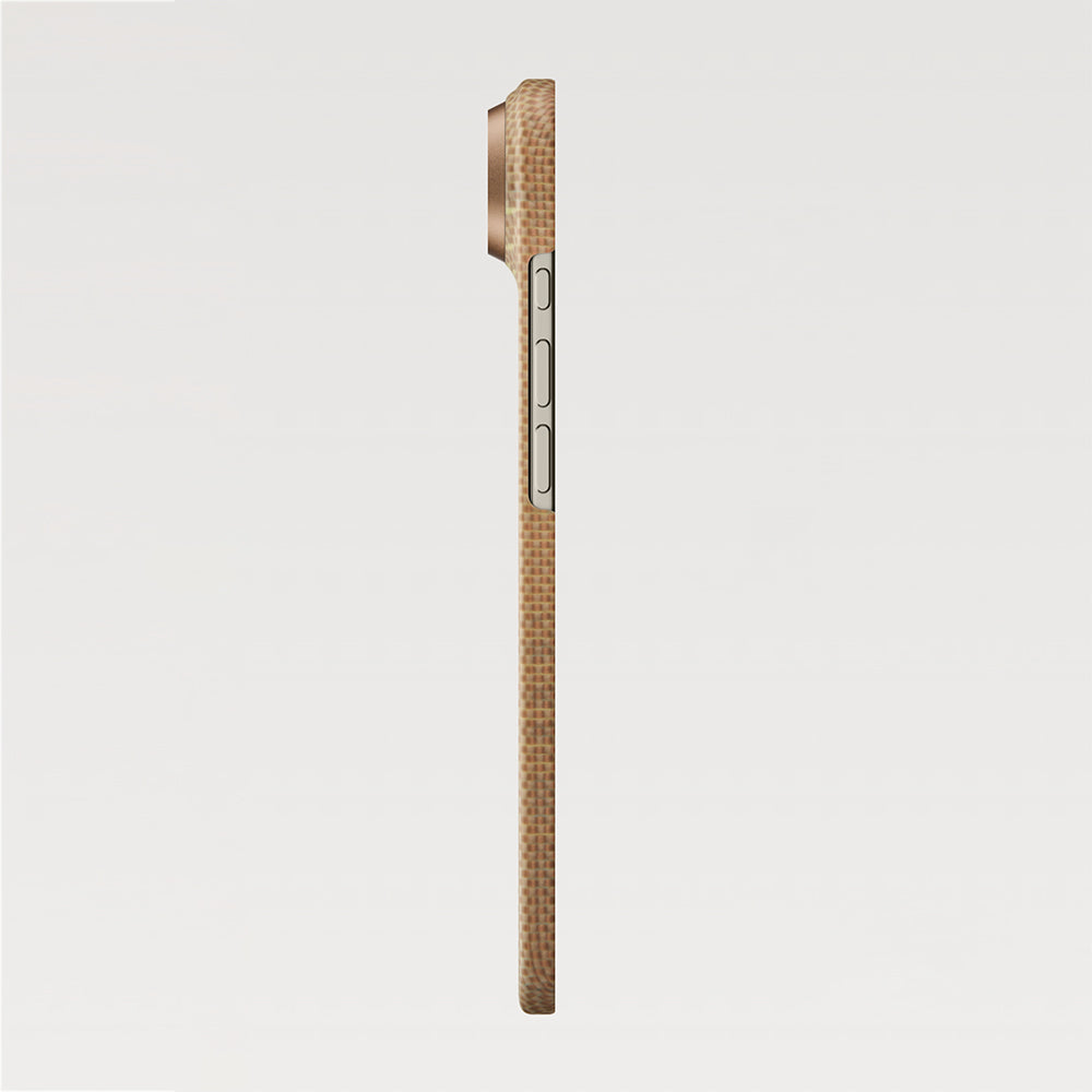 iPhone 17 Air Kılıf M-safe Şarj Özellikli Aramid Karbon Fiber Pitaka Glints of Gold Ultra Slim Serisi Kılıf