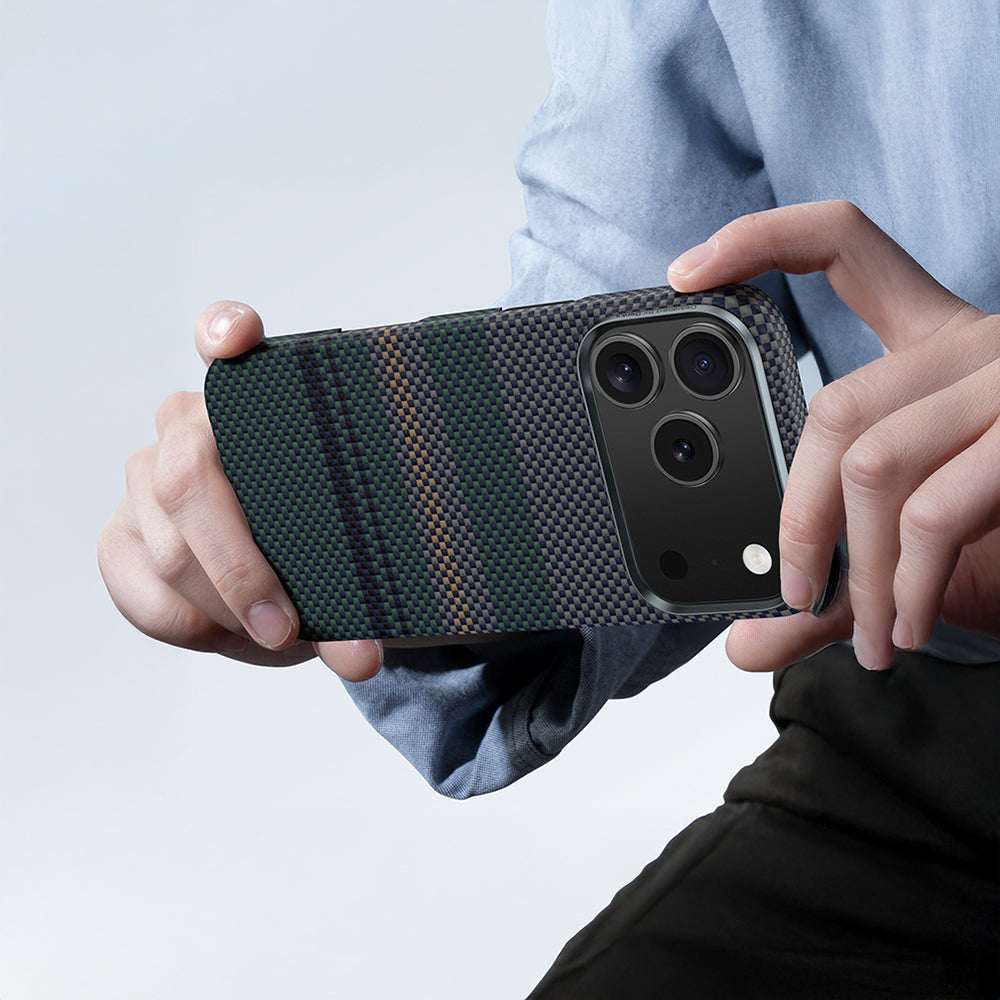 iPhone 17 Air Kılıf M-safe Şarj Özellikli Karbon Fiber Tasarımlı Benks Aurora ArmorAir Kevlar Kılıf