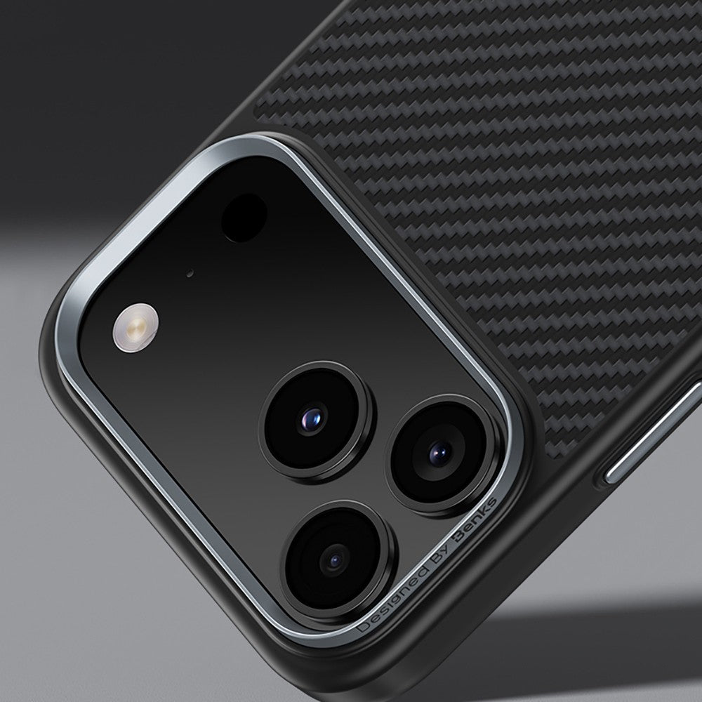 iPhone 17 Pro Kılıf Karbon Fiber M-safe Şarj Özellikli Benks Hybrid ArmorPro 600D Kevlar Kılıf
