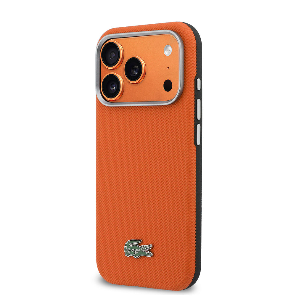 iPhone 17 Pro Kılıf Lacoste Orijinal Lisanslı M-Safe Şarj Özellikli PVC Yarı Pike Desenli Arka Yüzey İkonik Timsah Dokuma Logolu Kılıf