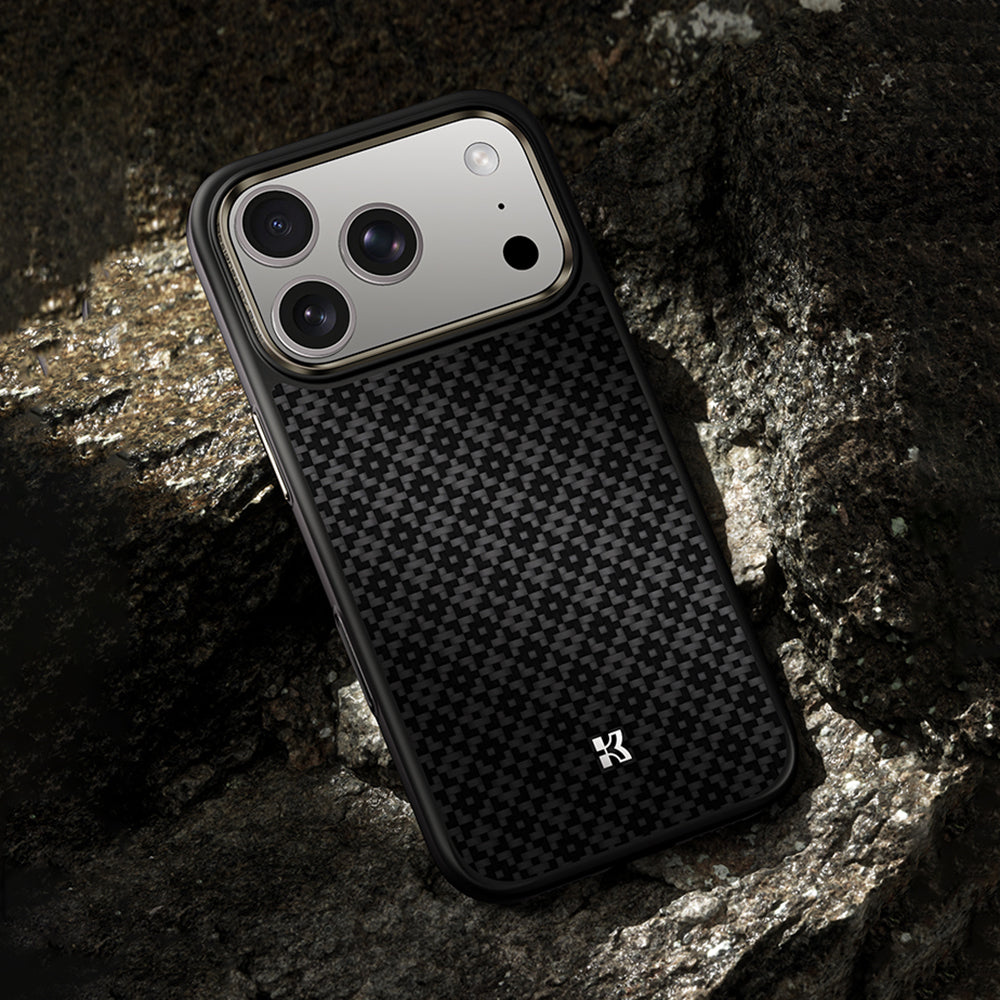 iPhone 17 Pro Kılıf M-Safe Şarj Özellikli Benks ArmorPro ArmorGrid Serisi Kevlar Karbon Kılıf