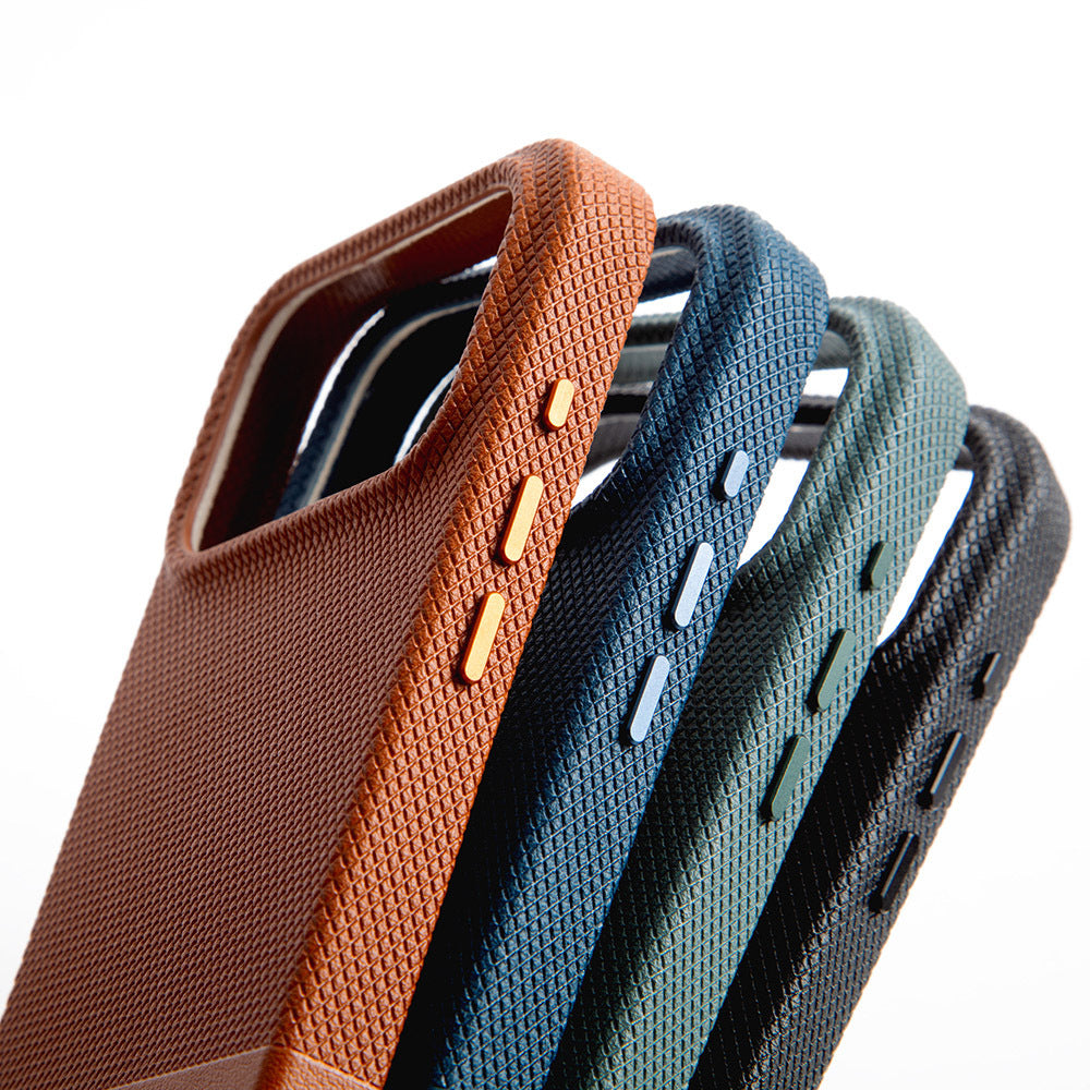 iPhone 17 Pro Kılıf M-safe Şarj Özellikli Deri Dokulu Native Union RE Classic Serisi Kılıf