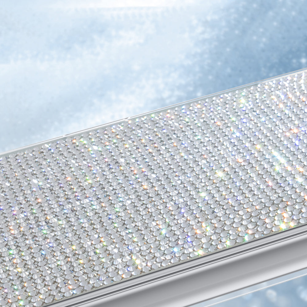 iPhone 17 Pro Kılıf M-Safe Şarj Özellikli El İşlemeli Swarovski Taşlı Zore Paris Riva Sert PC Kılıf