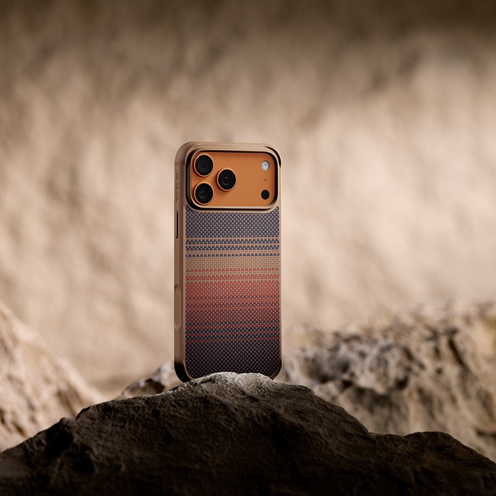 iPhone 17 Pro Kılıf M-safe Şarj Özellikli Pitaka Tactile Woven Sunset-Moonrise Aramid Pro Guard Serisi Karbon Kılıf