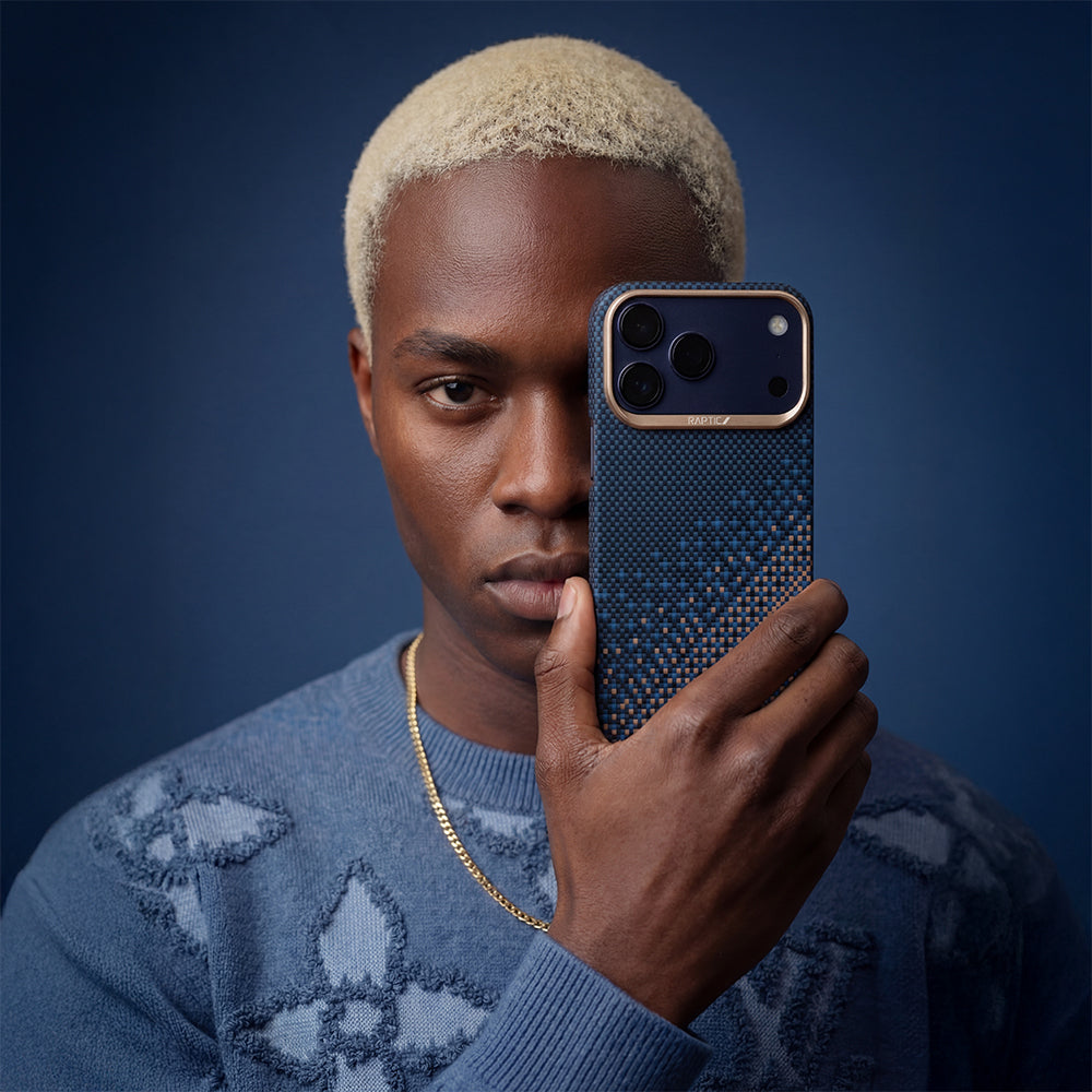 iPhone 17 Pro Kılıf M-safe Şarj Özellikli Raptic Aramid Skin Serenity Serisi Karbon Kılıf
