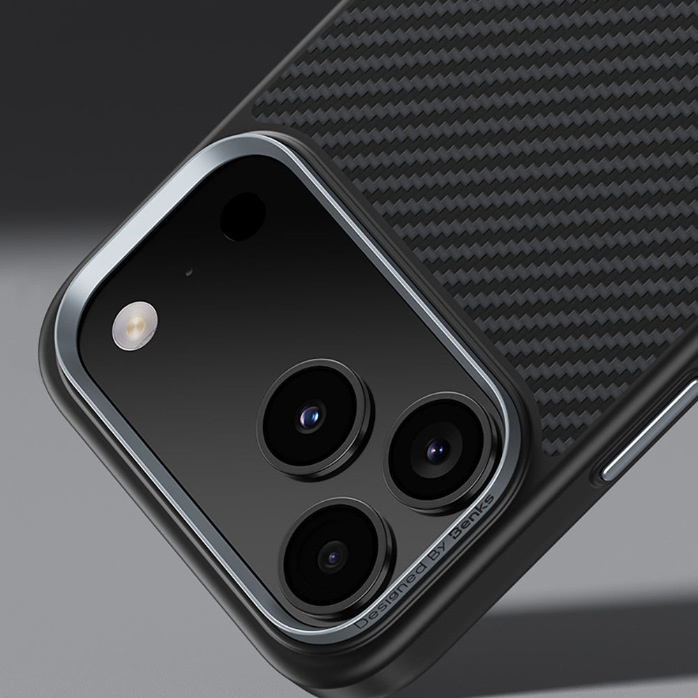 iPhone 17 Pro Max Kılıf Karbon Fiber M-safe Şarj Özellikli Benks Hybrid ArmorPro 600D Kevlar Kılıf