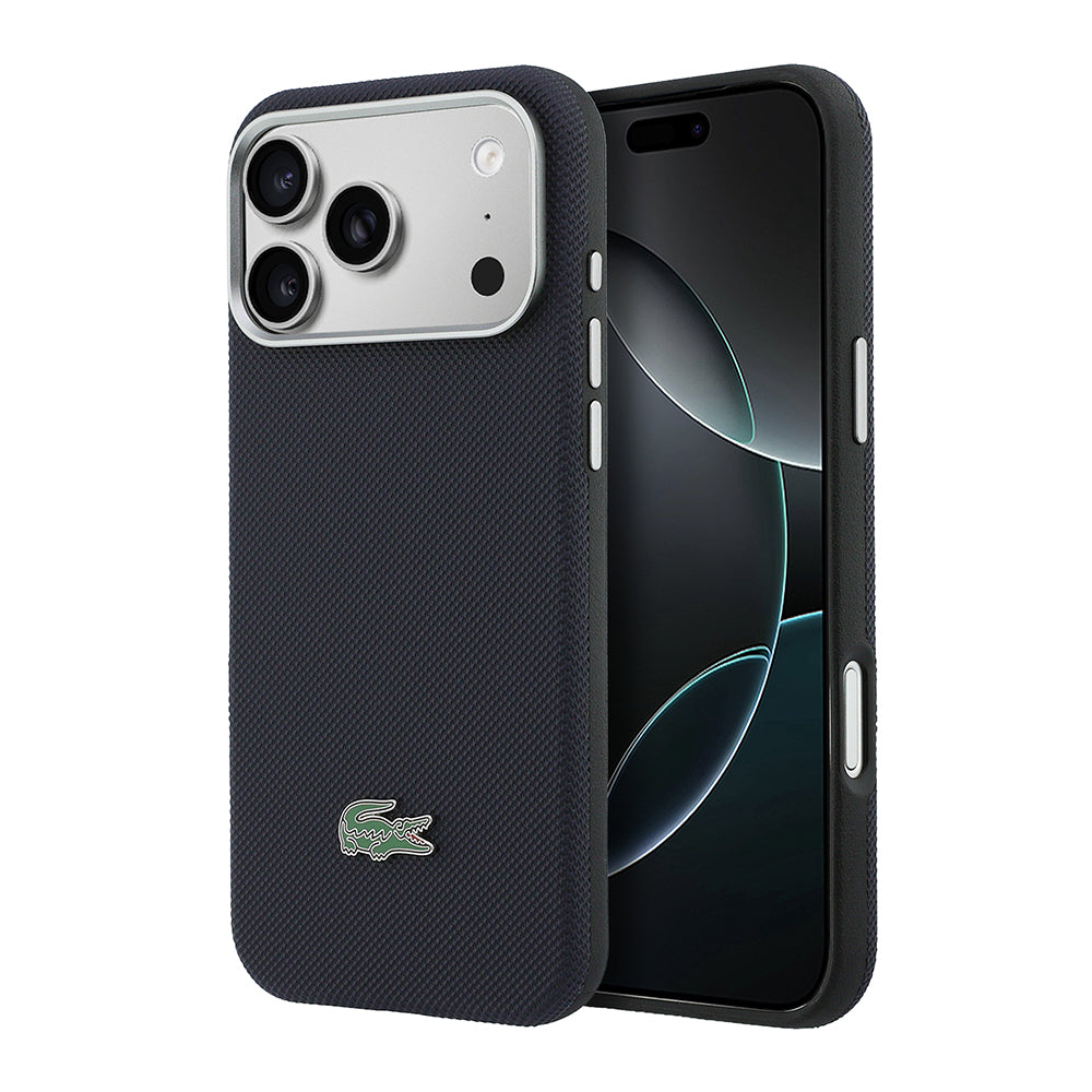 iPhone 17 Pro Max Kılıf Lacoste Orijinal Lisanslı M-Safe Şarj Özellikli PVC Yarı Pike Desenli Arka Yüzey İkonik Timsah Dokuma Logolu Kılıf