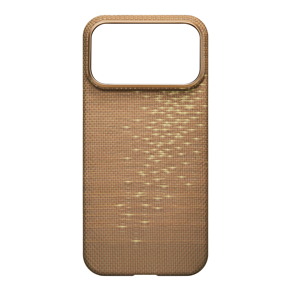 iPhone 17 Pro Max Kılıf M-safe Şarj Özellikli Aramid Karbon Fiber Pitaka Glints of Gold Ultra Slim Serisi Kılıf