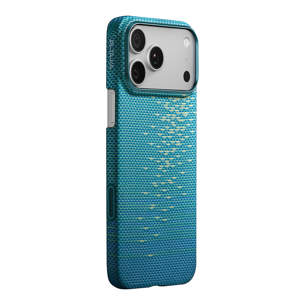 iPhone 17 Pro Max Kılıf M-safe Şarj Özellikli Aramid Karbon Fiber Pitaka Glints of Gold Ultra Slim Serisi Kılıf