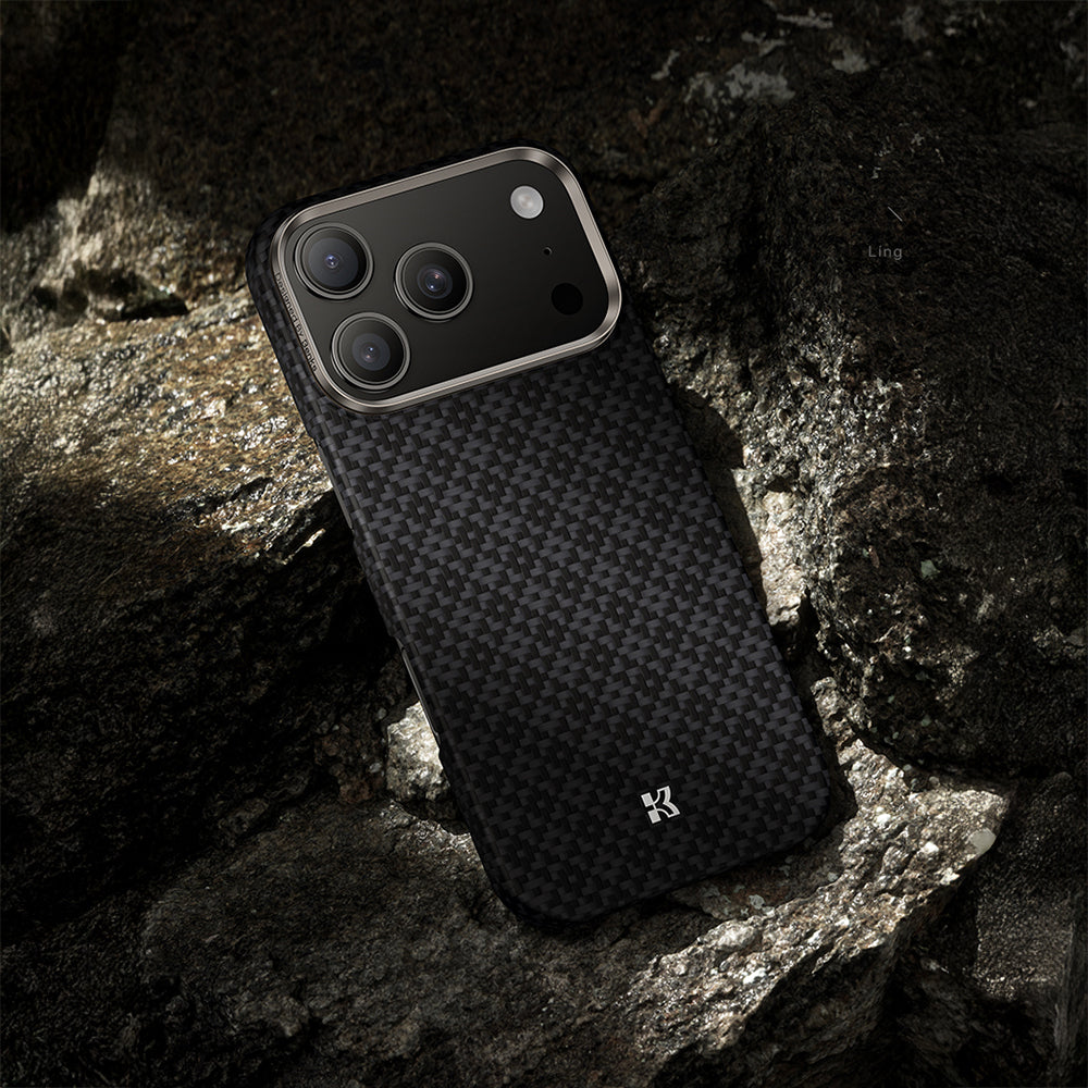 iPhone 17 Pro Max Kılıf M-Safe Şarj Özellikli Benks ArmorAir ArmorGrid Serisi Kevlar Karbon Kılıf