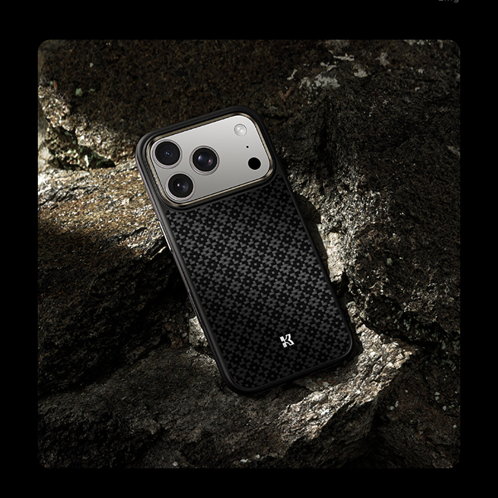 iPhone 17 Pro Max Kılıf M-Safe Şarj Özellikli Benks ArmorPro ArmorGrid Serisi Kevlar Karbon Kılıf
