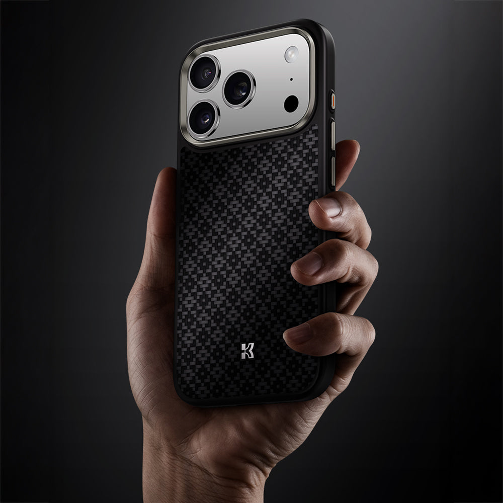 iPhone 17 Pro Max Kılıf M-Safe Şarj Özellikli Benks ArmorPro ArmorGrid Serisi Kevlar Karbon Kılıf