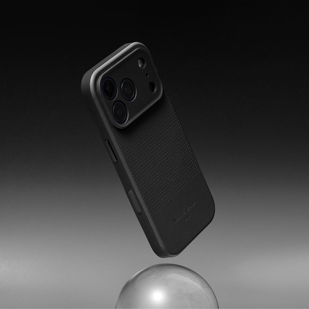 iPhone 17 Pro Max Kılıf M-safe Şarj Özellikli Deri Dokulu Native Union 2025 Active Serisi Kılıf