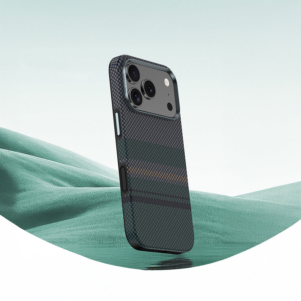 iPhone 17 Pro Max Kılıf M-safe Şarj Özellikli Karbon Fiber Tasarımlı Benks Aurora ArmorPro Kevlar Kılıf