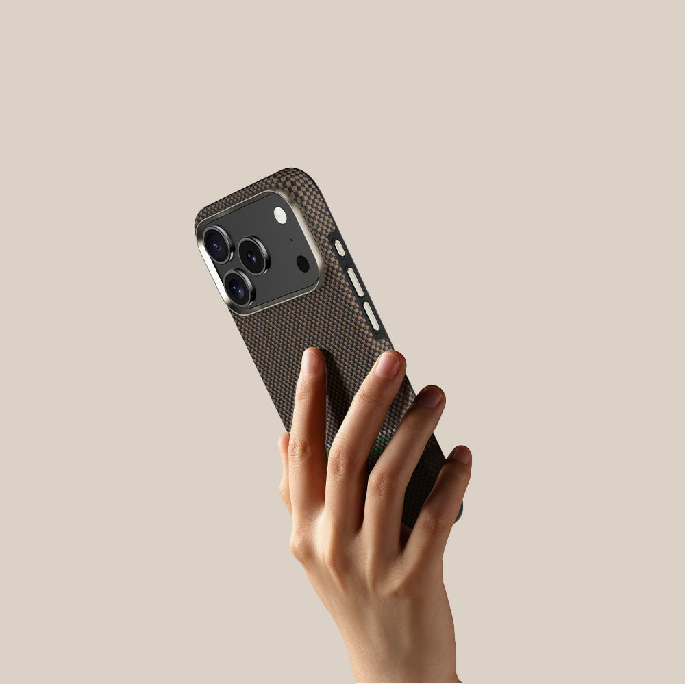 iPhone 17 Pro Max Kılıf M-safe Şarj Özellikli Karbon Fiber Tasarımlı Benks Prestige ArmorPro Kevlar Kılıf