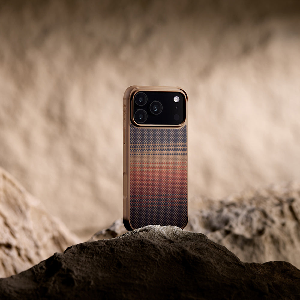 iPhone 17 Pro Max Kılıf M-safe Şarj Özellikli Pitaka Tactile Woven Sunset-Moonrise Aramid Pro Guard Serisi Karbon Kılıf