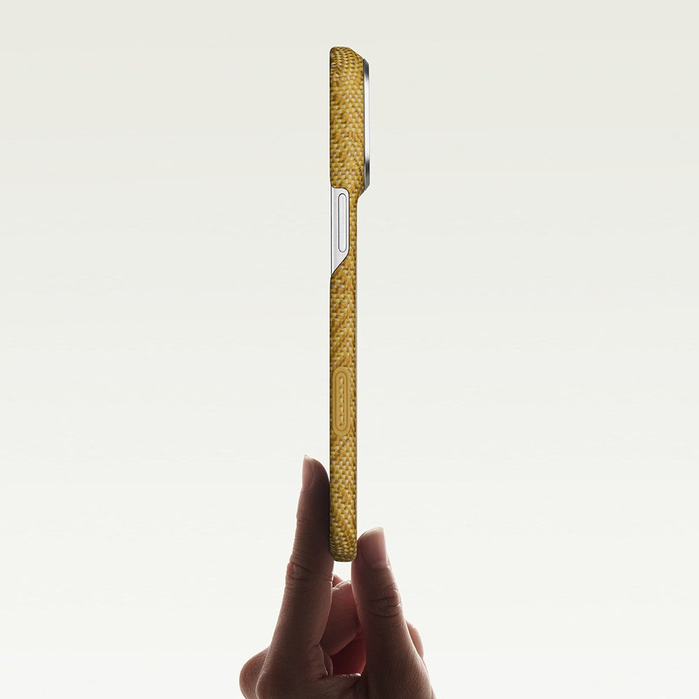 iPhone 18 Pro Max Kılıf M-safe Şarj Özellikli Aramid Karbon Fiber Pitaka Wind Over Wheat Serisi Kılıf