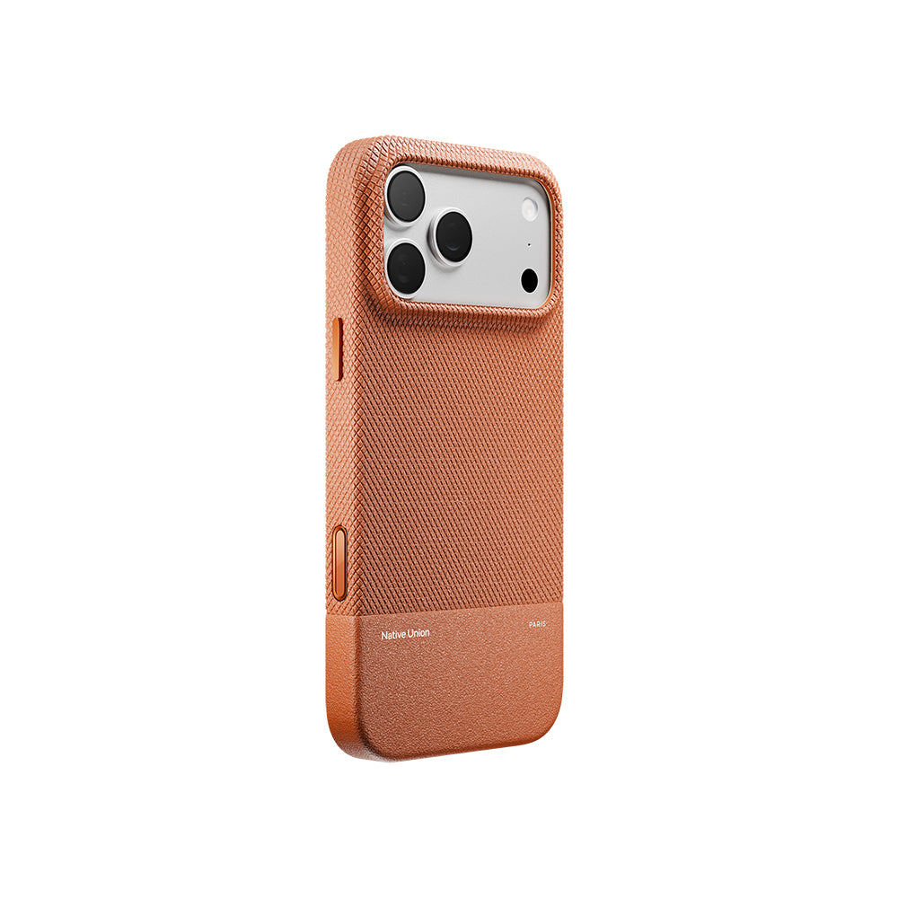 iPhone 18 Pro Max Kılıf M-safe Şarj Özellikli Deri Dokulu Native Union RE Classic Serisi Kılıf