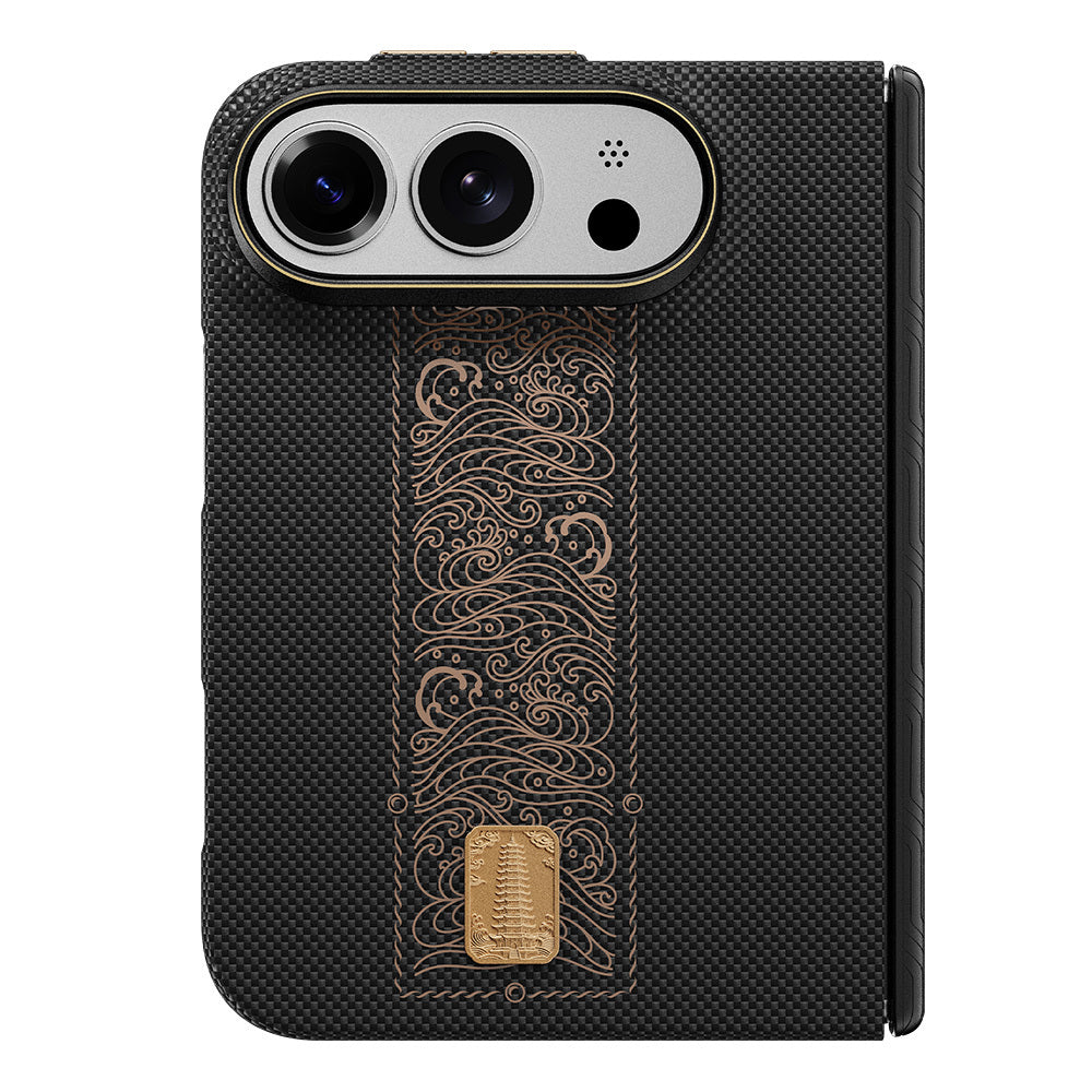 iPhone Duo Kılıf M-safe Şarj Özellikli Raptic Aramid SkinPro Rise Serisi 24 Ayar Altın Kaplamalı Karbon Kılıf