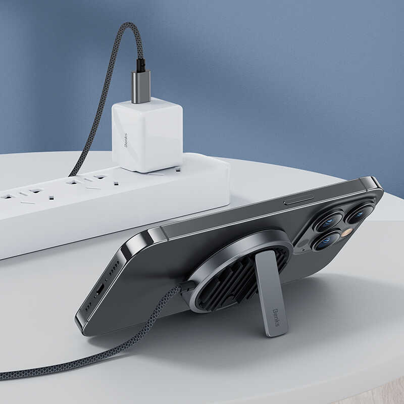 Benks MFM01 MFI Sertifikalı Standlı 15W Hızlı Şarj Özellikli M-safe PD Wireless Şarj Aleti