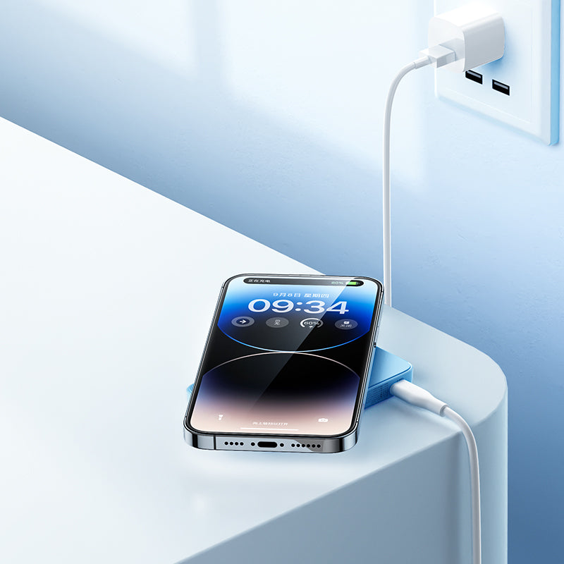 Benks MP07 M-safe Magnetik İnce Tasarımlı Powerbank 10000mAh iPhone 12-13-14 Serisi