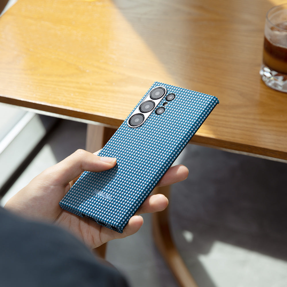 Galaxy S24 Ultra Kılıf M-safe Şarj Özellikli 1500D Aramid Karbon Fiber Pitaka Ultra-Slim Classic Serisi Ice Sea Kılıf