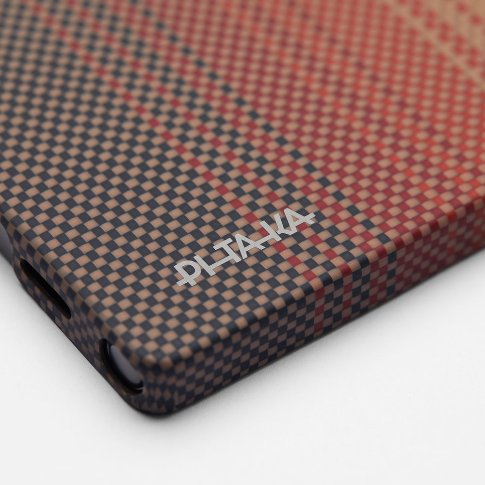 Galaxy S25 Ultra Kılıf M-safe Şarj Özellikli Aramid Karbon Fiber Pitaka Tactile Woven Sunset-Moonrise Serisi Kılıf