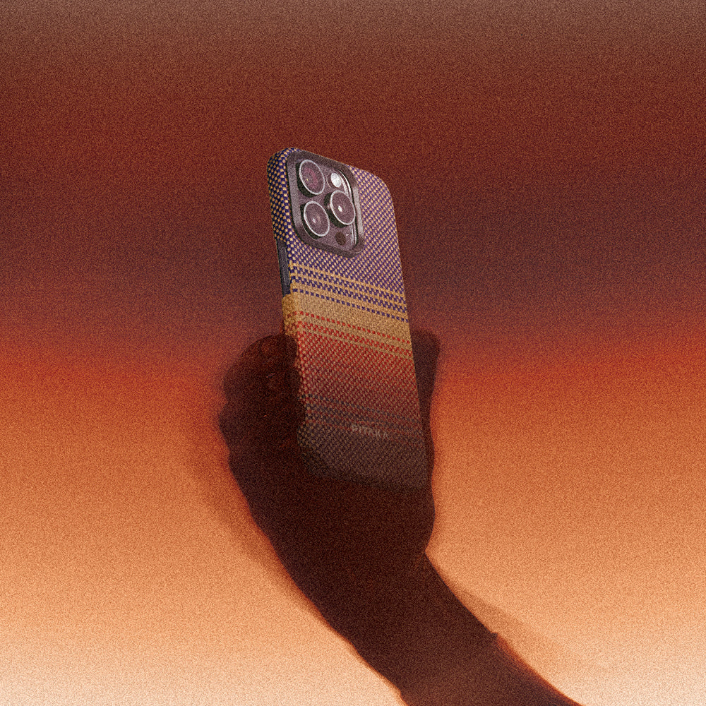 Galaxy S25 Ultra Kılıf M-safe Şarj Özellikli Aramid Karbon Fiber Pitaka Tactile Woven Sunset-Moonrise Serisi Kılıf