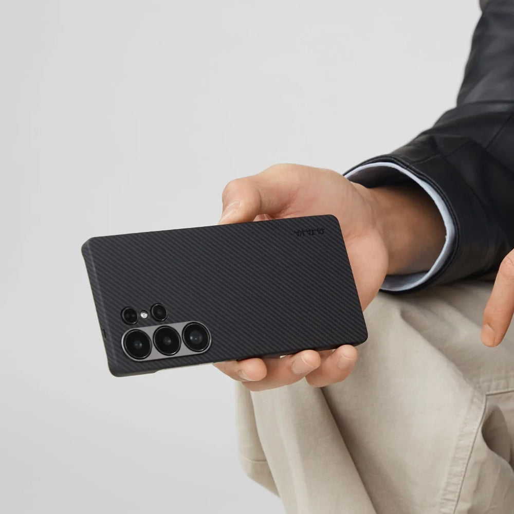 Galaxy S25 Ultra Kılıf M-safe Şarj Özellikli 600D Aramid Fiber Pitaka Ultra-Slim Classic Serisi Black-Grey Twill Kılıf