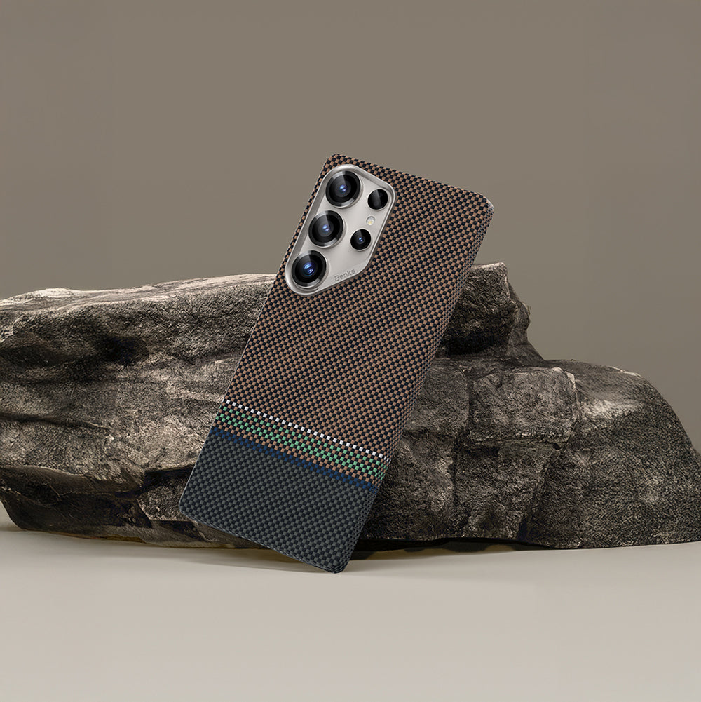 Galaxy S25 Ultra Kılıf M-safe Şarj Özellikli Karbon Fiber Tasarımlı Benks Prestige ArmorAir Kevlar Kılıf