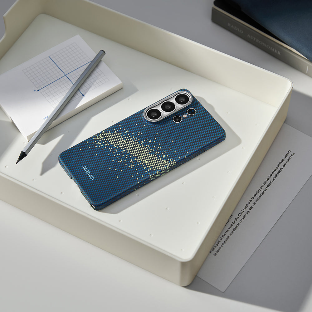 Galaxy S26 Ultra Kılıf M-safe Şarj Özellikli Aramid Karbon Fiber Pitaka Tactile Woven Starpeak Edge Serisi Milky Way Galaxy Kılıf