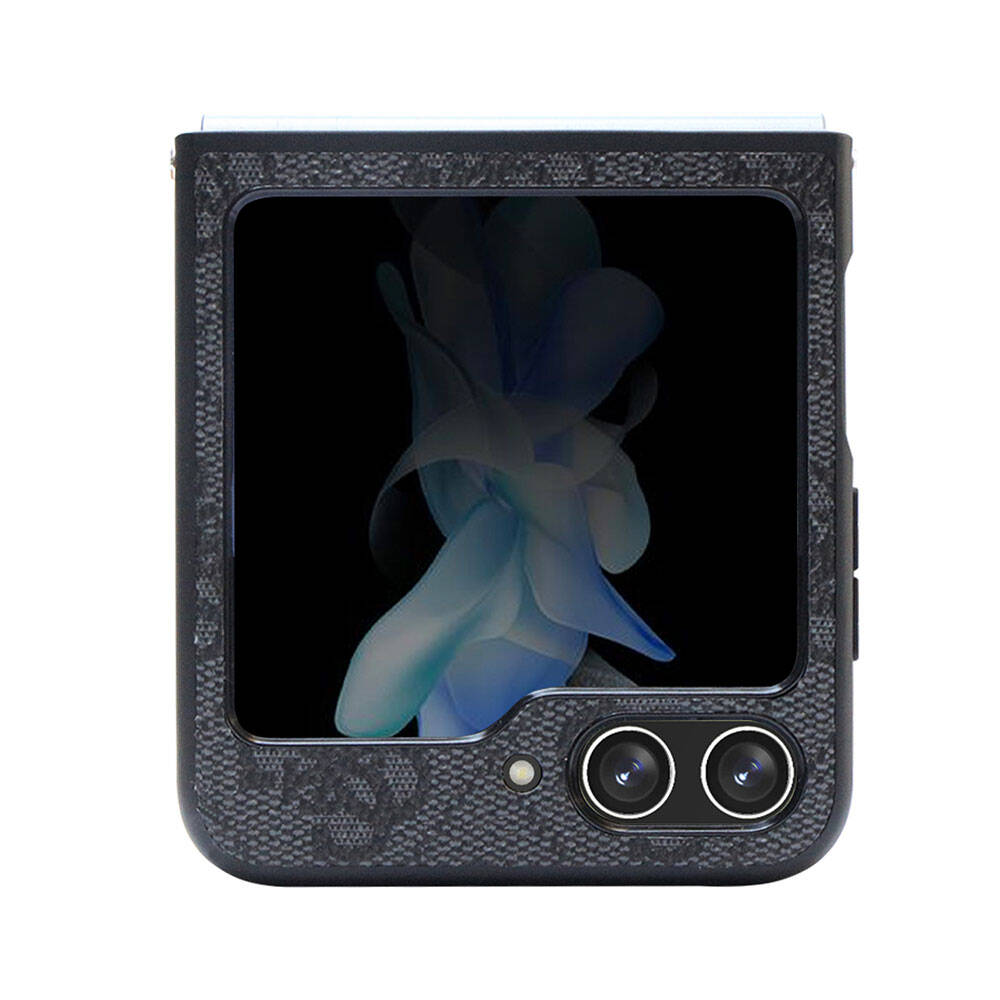 Galaxy Z Flip 5 Kılıf Guess Orijinal Lisanslı PU Deri Taşlı Üçgen Logo 4G Desenli Strass Kılıf