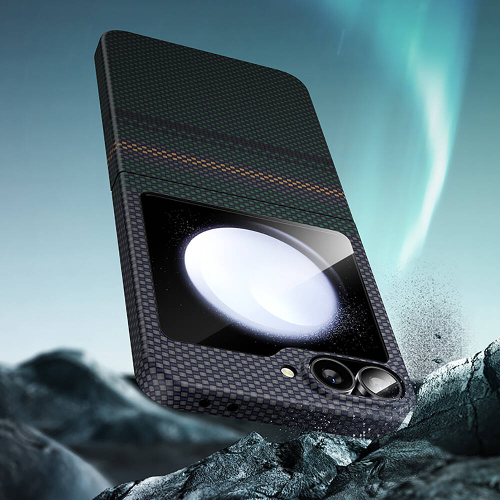 Galaxy Z Flip 6 Kılıf Karbon Fiber Tasarımlı Benks Aurora ArmorAir Kevlar Kılıf