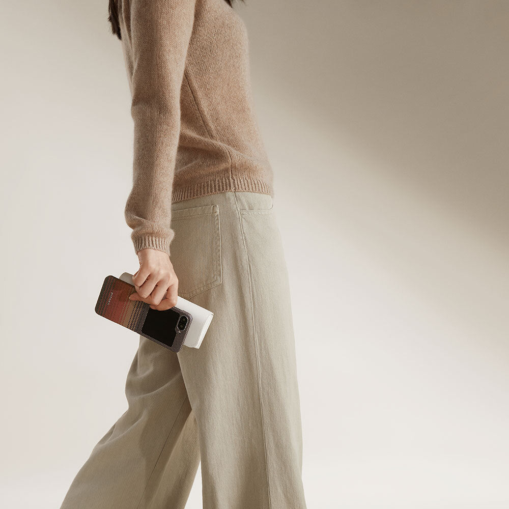 Galaxy Z Flip 6 Kılıf M-safe Şarj Özellikli Aramid Fiber Pitaka Tactile Woven Sunset-Moonrise Serisi Sunset Kılıf