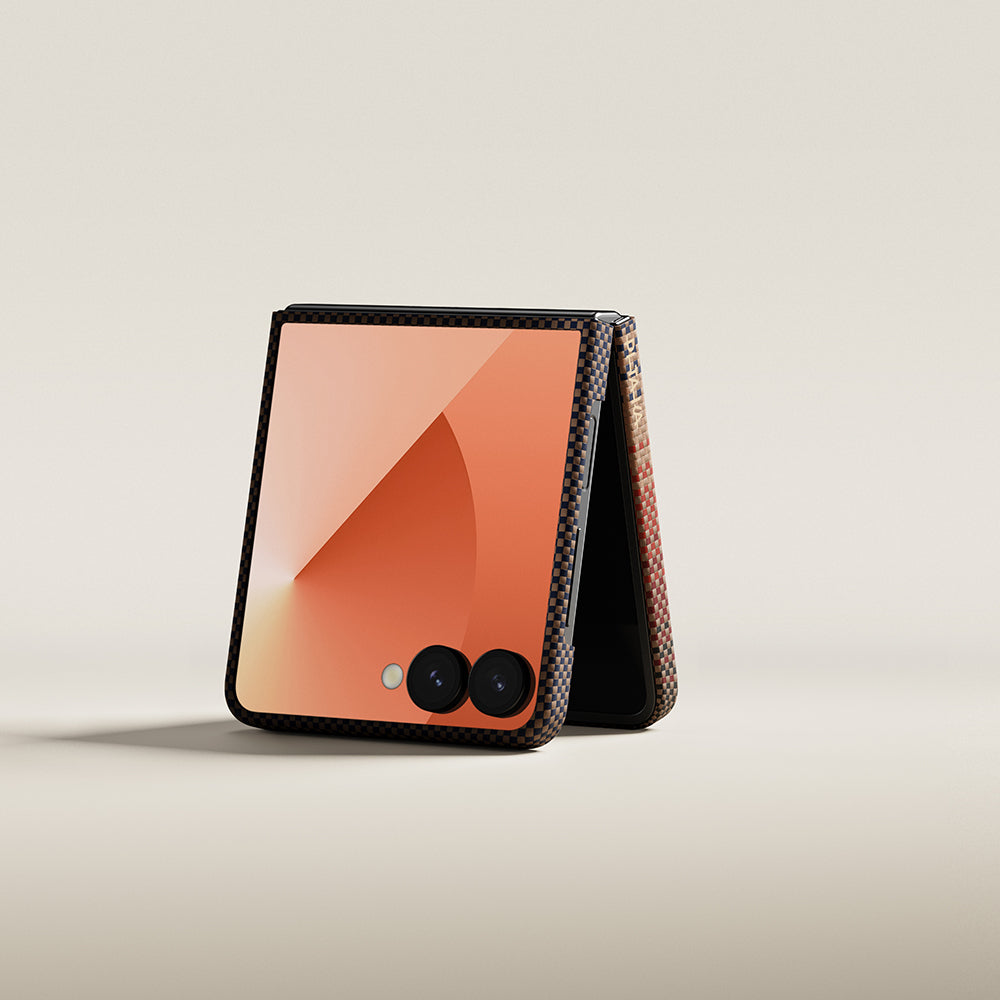 Galaxy Z Flip 7 Kılıf M-safe Şarj Özellikli Aramid Karbon Fiber Pitaka Tactile Woven Sunset-Moonrise Serisi Kılıf