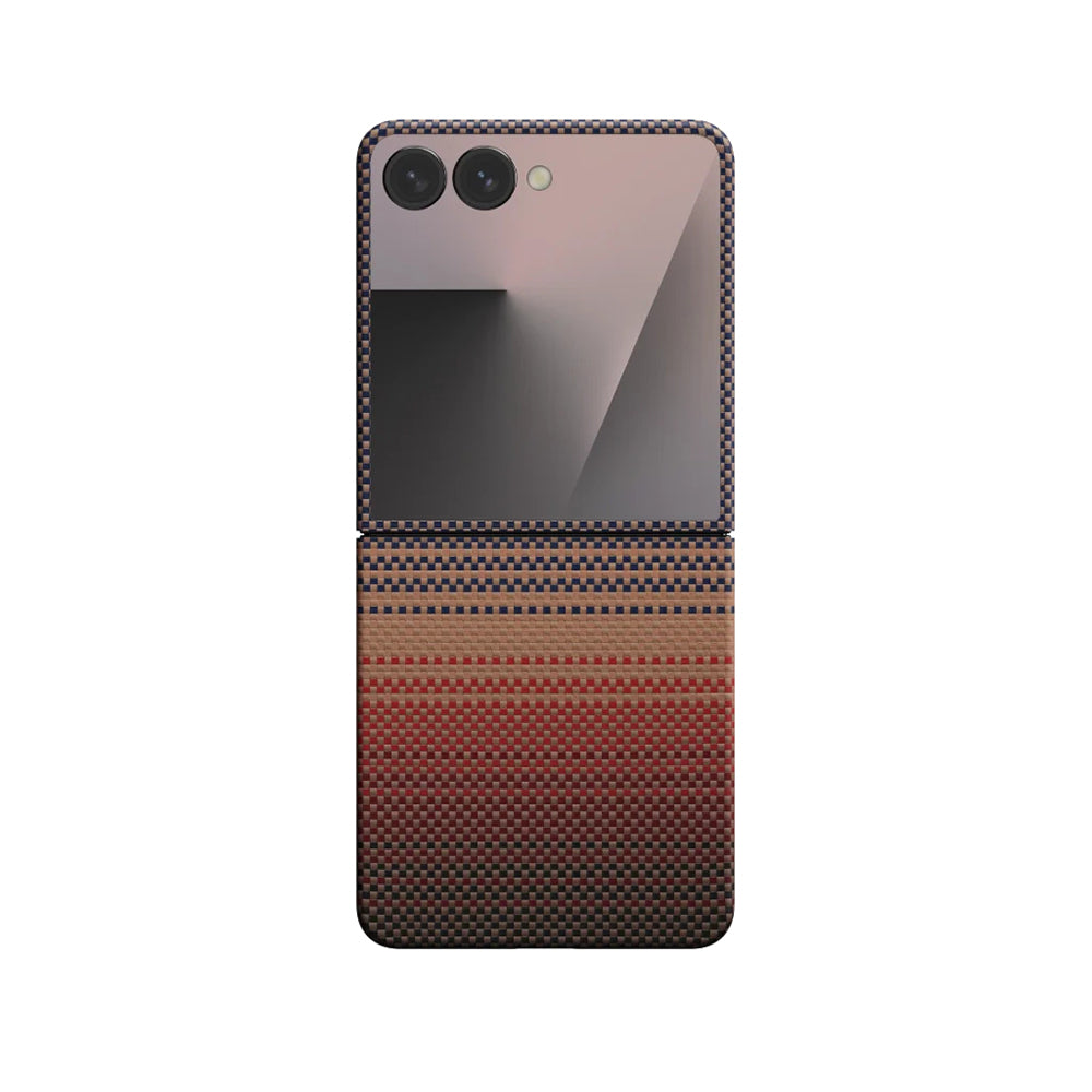 Galaxy Z Flip 7 Kılıf M-safe Şarj Özellikli Aramid Karbon Fiber Pitaka Tactile Woven Sunset-Moonrise Serisi Kılıf