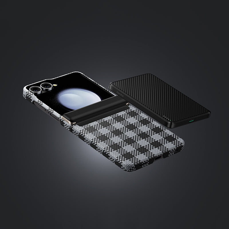 Galaxy Z Flip 7 Kılıf M-safe Şarj Özellikli Ekose Tasarımlı Benks ArmorAir ArmorVichy Kevlar Karbon Kılıf