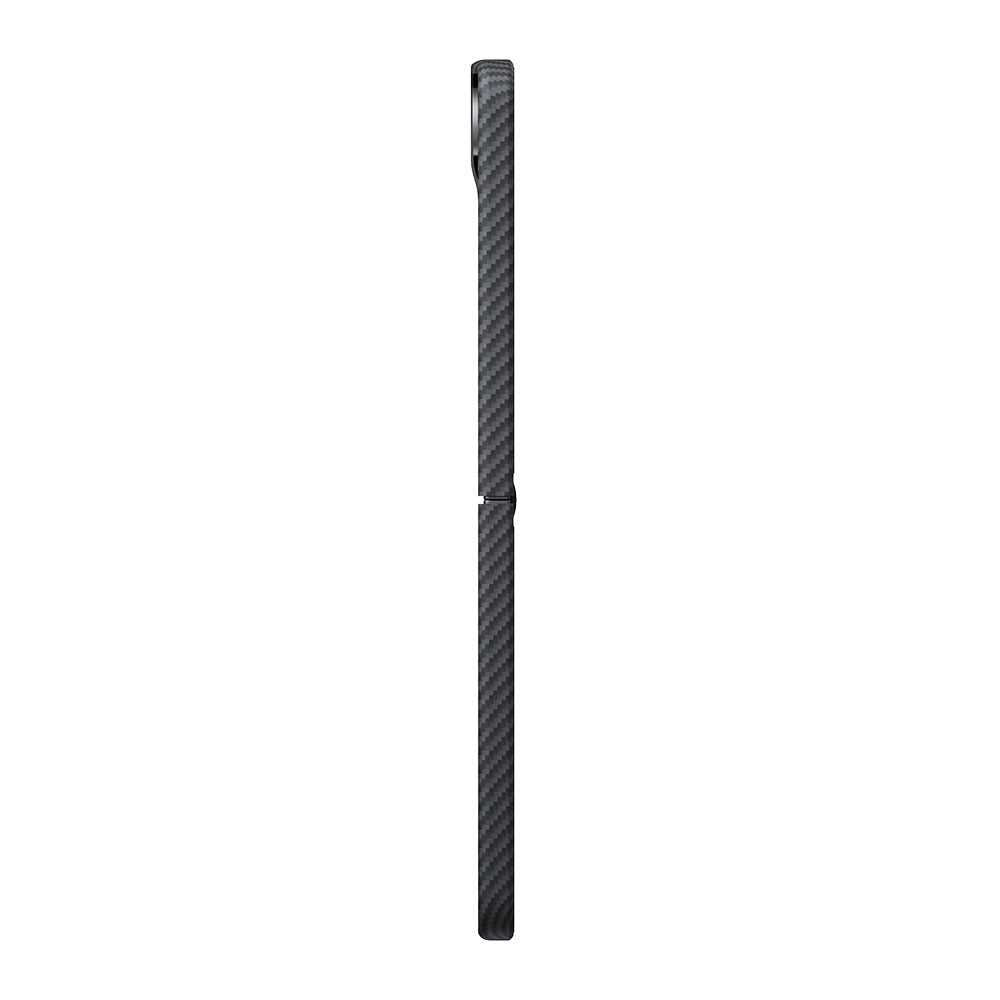 Galaxy Z Flip 8 Kılıf M-safe Şarj Özellikli 600D Aramid Karbon Fiber Pitaka Edge Serisi Black-Grey Twill Kılıf