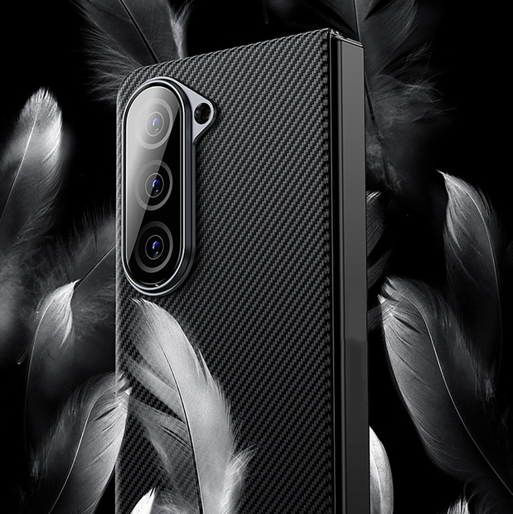 Galaxy Z Fold 5 Benks Combo Üçlü Aksesuar Seti (600D Kevlar Karbon Kılıf + Corning Ekran Koruyucu + Kamera Lens Koruyucu)