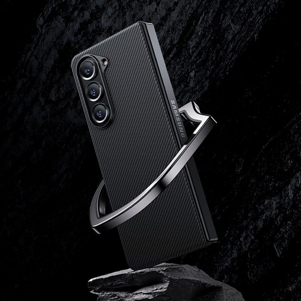 Galaxy Z Fold 5 Kılıf M-safe Özellikli Karbon Fiber Benks Essential 600D Kevlar Kılıf