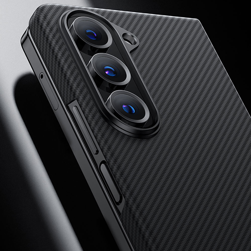Galaxy Z Fold 5 Kılıf M-safe Özellikli Karbon Fiber Benks Essential 600D Kevlar Kılıf