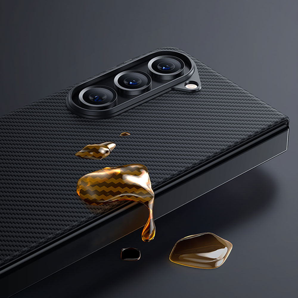 Galaxy Z Fold 5 Kılıf M-safe Özellikli Karbon Fiber Benks Essential 600D Kevlar Kılıf