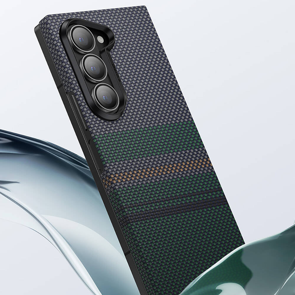 Galaxy Z Fold 6 Kılıf Karbon Fiber Tasarımlı Benks Aurora ArmorAir Kevlar Kılıf