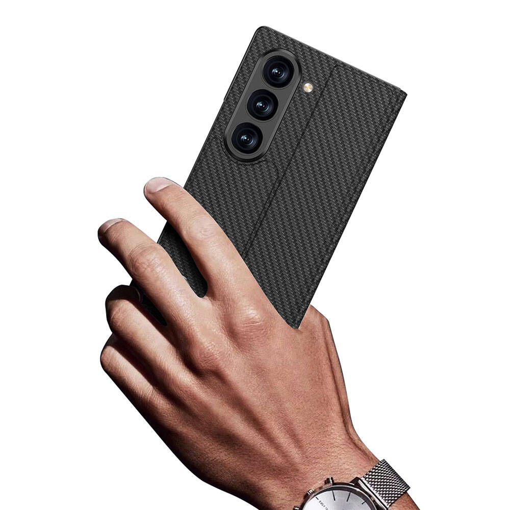 Galaxy Z Fold 6 Kılıf Karbon Fiber Tasarımlı Magnetik Tokalı Kartlıklı Zore Kıpta Zegna Kılıf