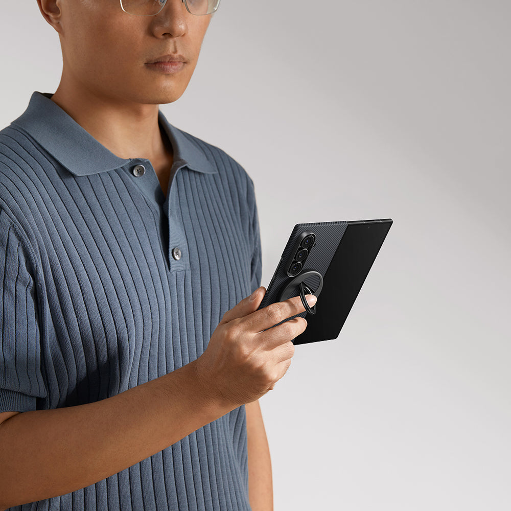 Galaxy Z Fold 7 Kılıf M-safe Şarj Özellikli 600D Aramid Karbon Fiber Pitaka Ultra-Slim Classic Serisi Black-Grey Twill Kılıf