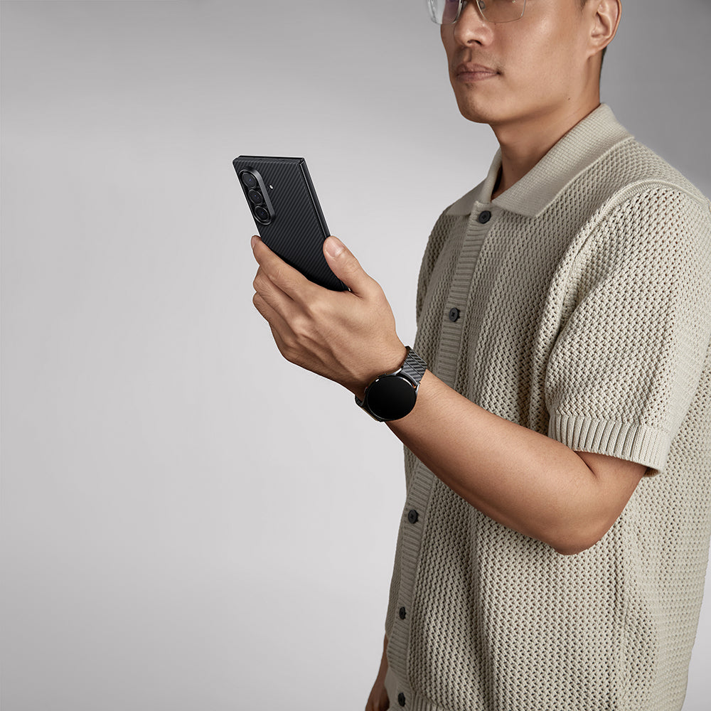 Galaxy Z Fold 7 Kılıf M-safe Şarj Özellikli 600D Aramid Karbon Fiber Pitaka Ultra-Slim Classic Serisi Black-Grey Twill Kılıf
