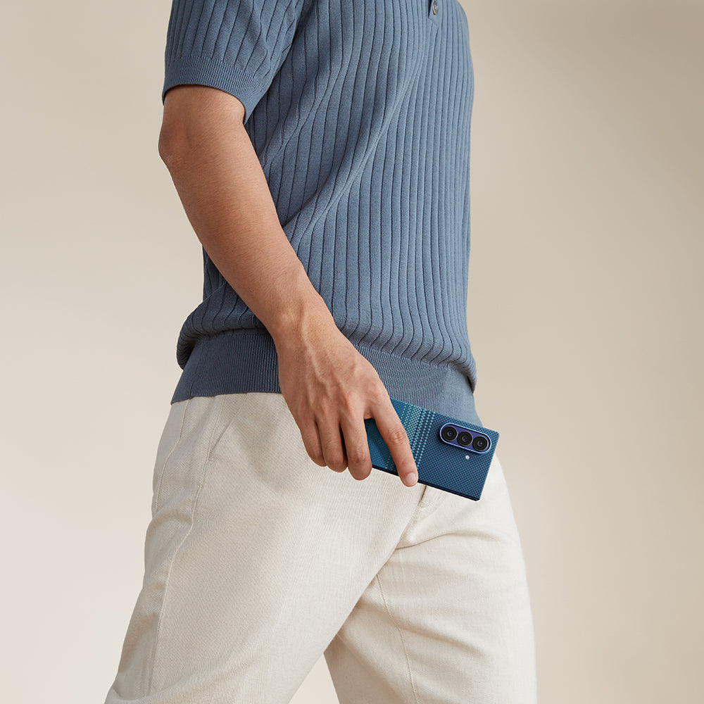 Galaxy Z Fold 7 Kılıf M-safe Şarj Özellikli Aramid Karbon Fiber Pitaka Tactile Woven Sunset-Moonrise Serisi Kılıf