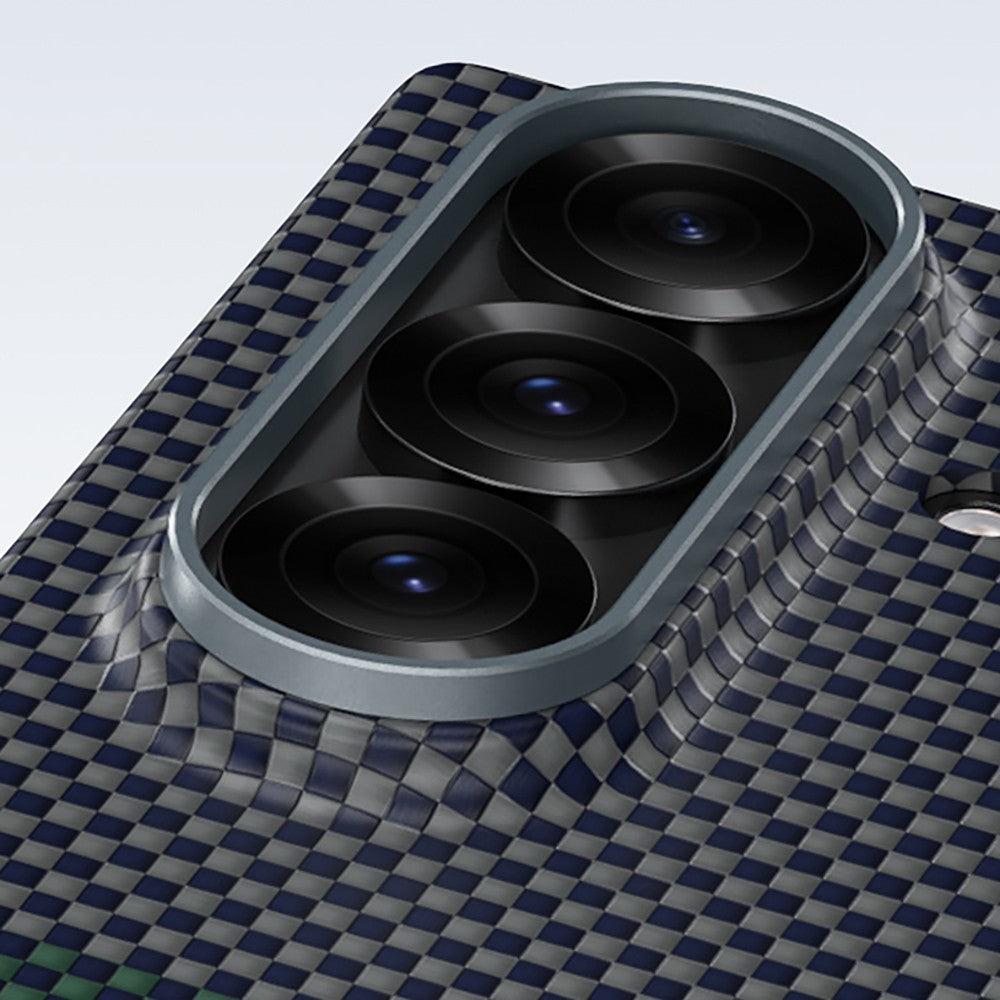 Galaxy Z Fold 7 Kılıf M-safe Şarj Özellikli Karbon Fiber Tasarımlı Benks Aurora ArmorAir Kevlar Kılıf